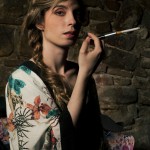 The jazz spotlight | Fotografía estilo años 50 | Chica fumando | By Aryane Moon